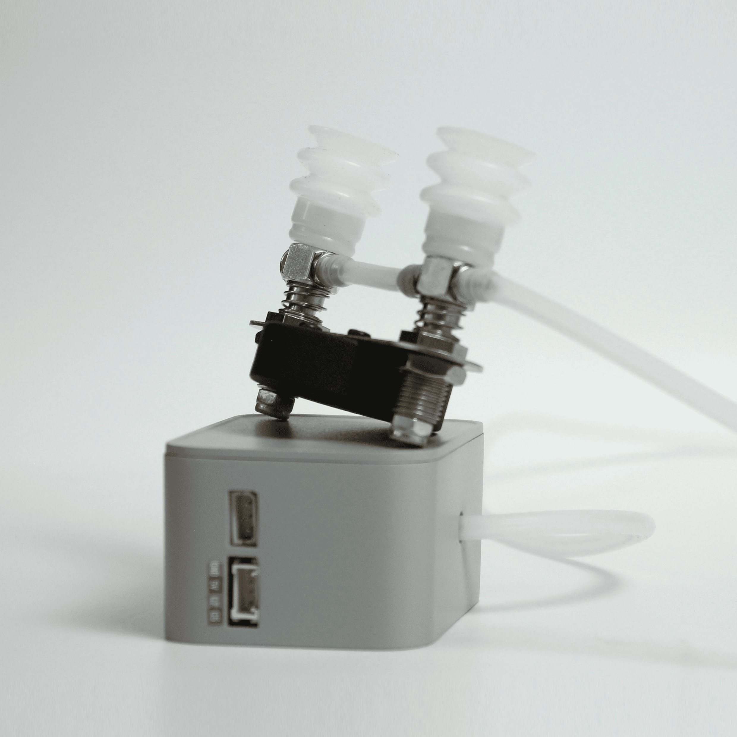 Dual Vacuum Gripper for myCobot/myPalletizer/mechArm/myBuddy Robotic Arms